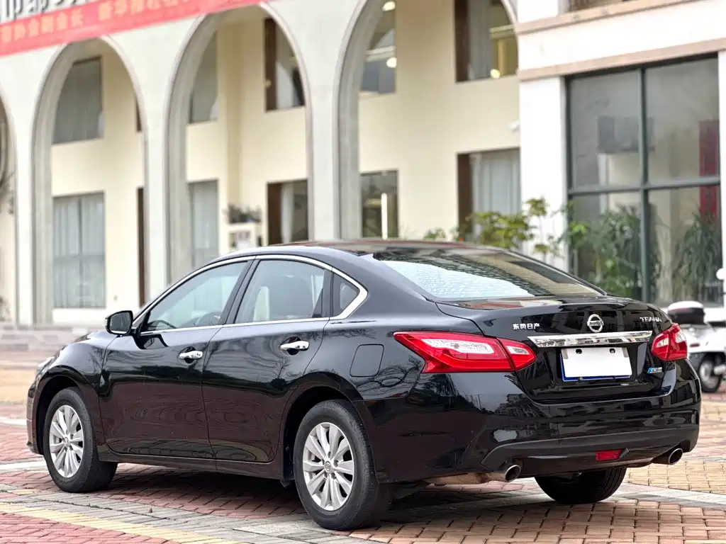 Nissan Teana 2018