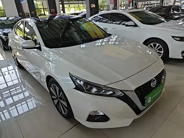 Nissan Teana 2021
