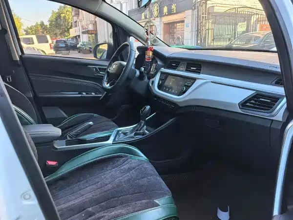 Geely Vision X3 2020