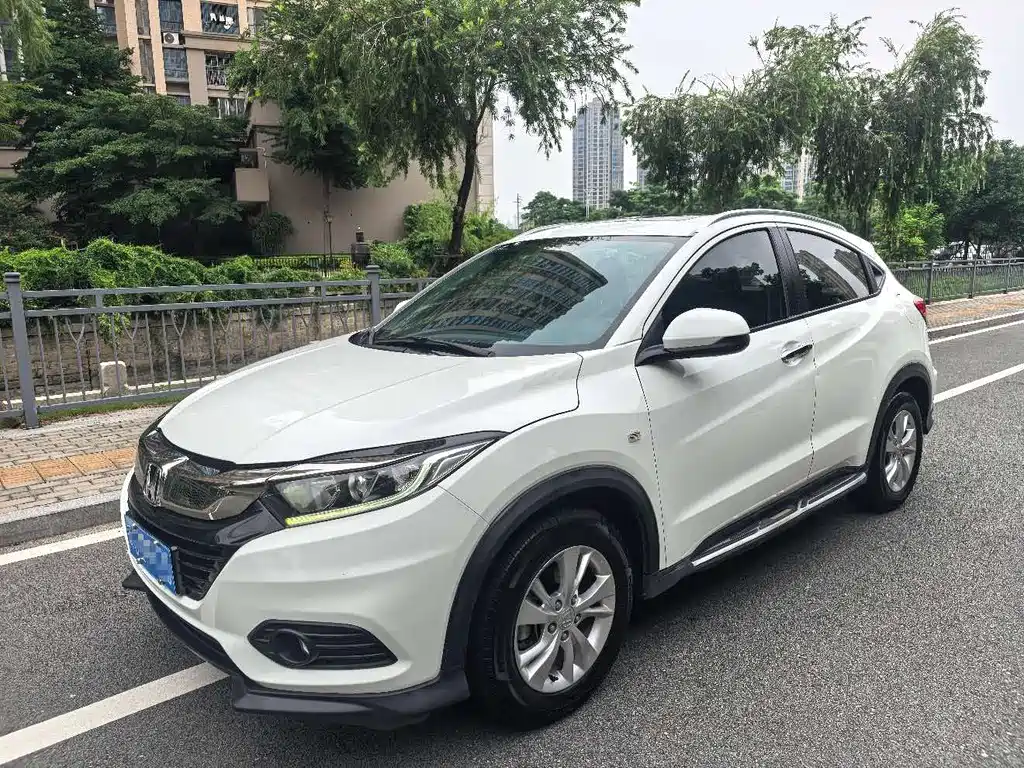 Honda Vezel 2020 — фото 1