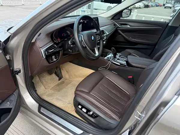 BMW 5 Series 2020