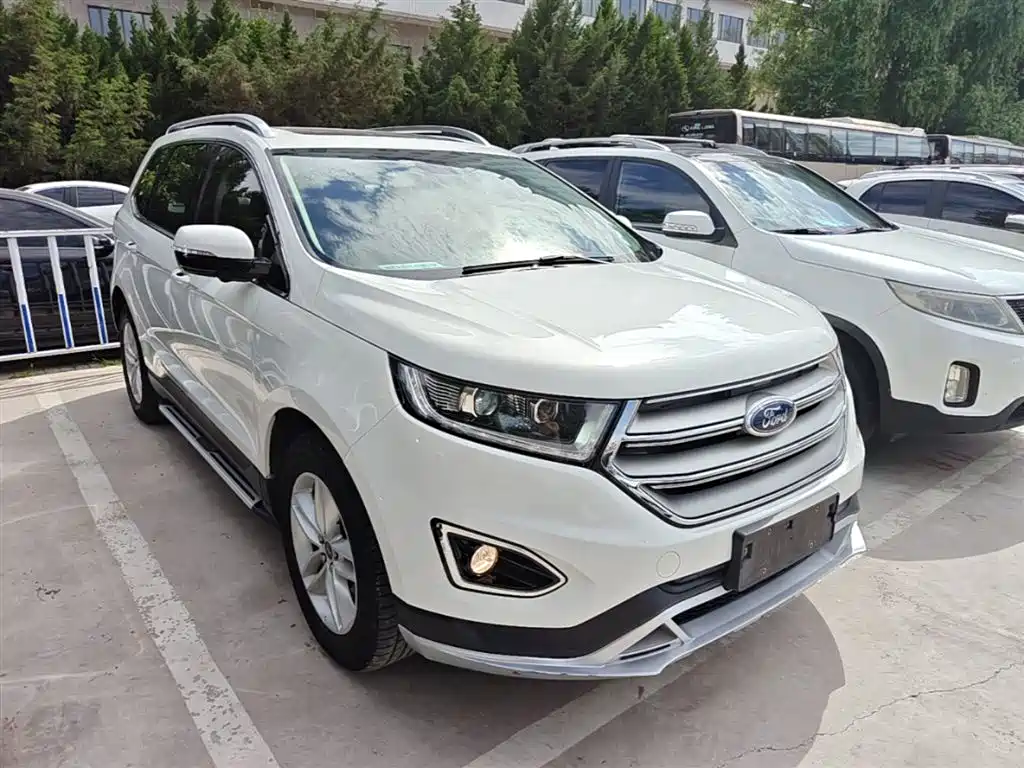 Ford Edge 2018 — фото 4
