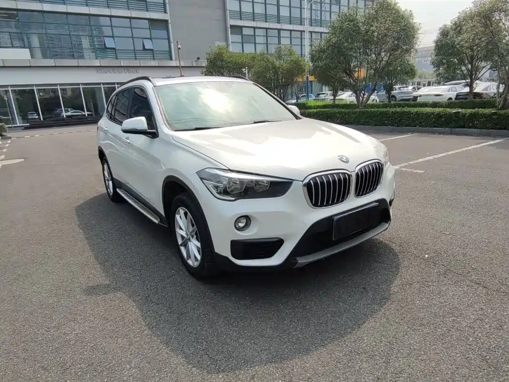 BMW X1 2019 — фото 2