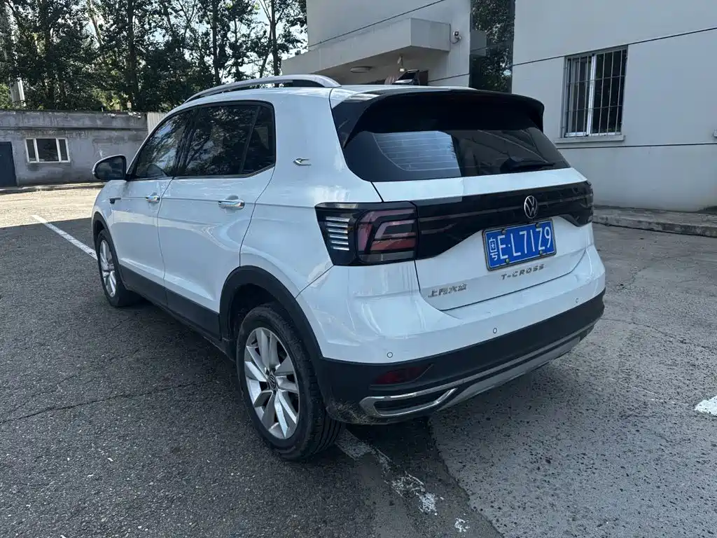 Volkswagen T-Cross 2023 — фото 4