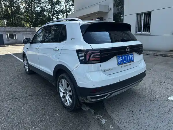 Volkswagen T-Cross 2023
