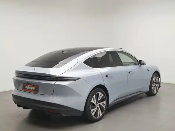 NIO ET5 2024