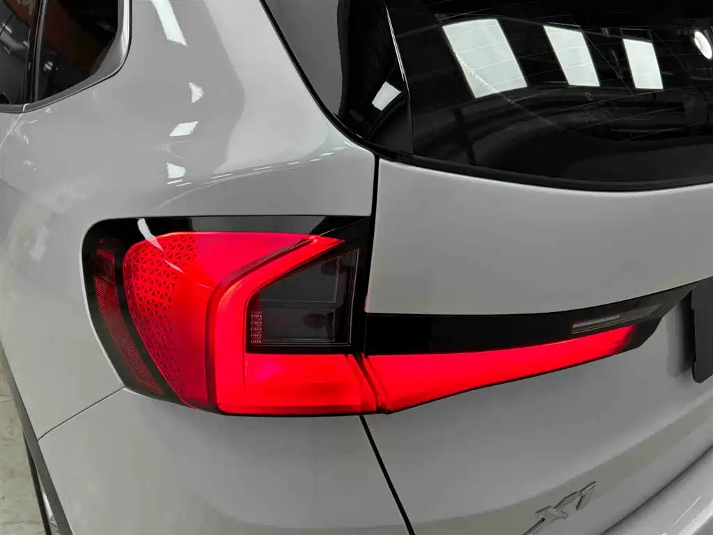 BMW X1 2023 — фото 19