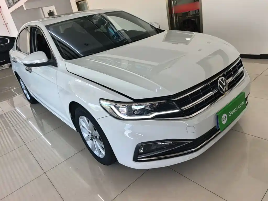 Volkswagen Bora 2021