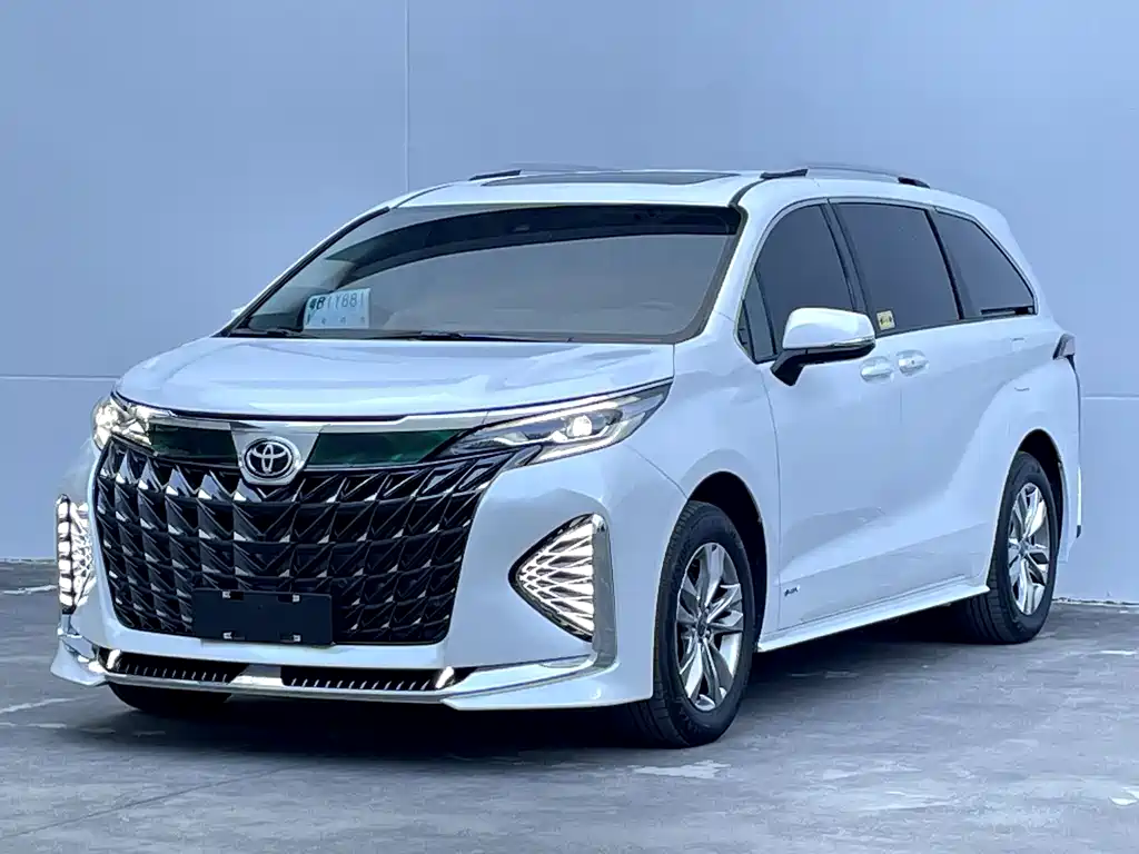 Toyota Sienna 2024 — фото 2