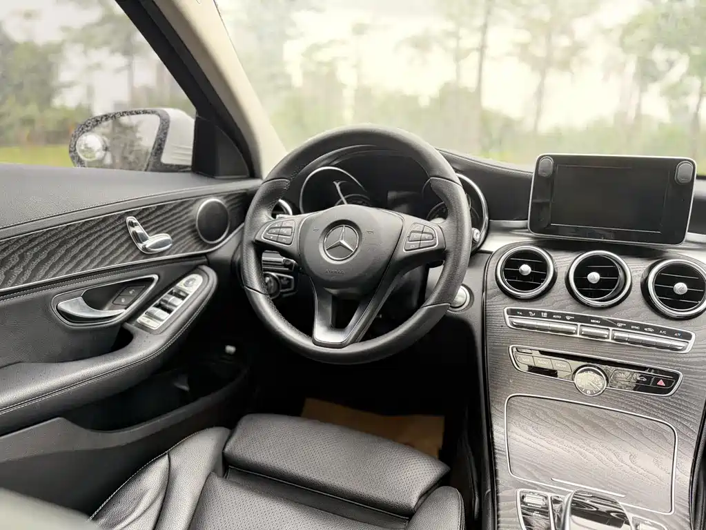 Mercedes-Benz C-Class 2016 — фото 11