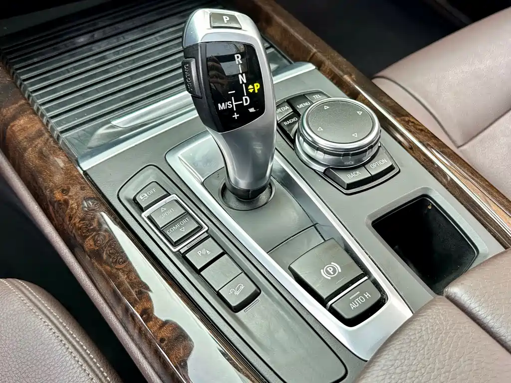 BMW X5 2016 — фото 10
