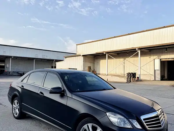 Mercedes-Benz E-Class 2012