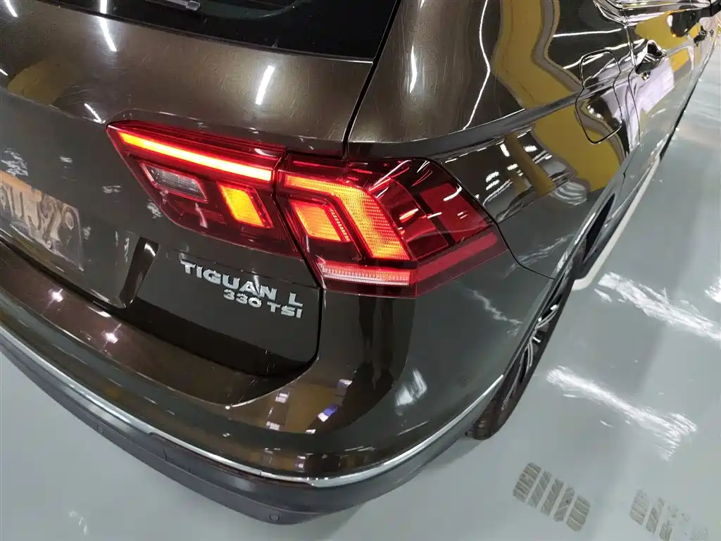 Volkswagen Tiguan L 2019 — фото 8