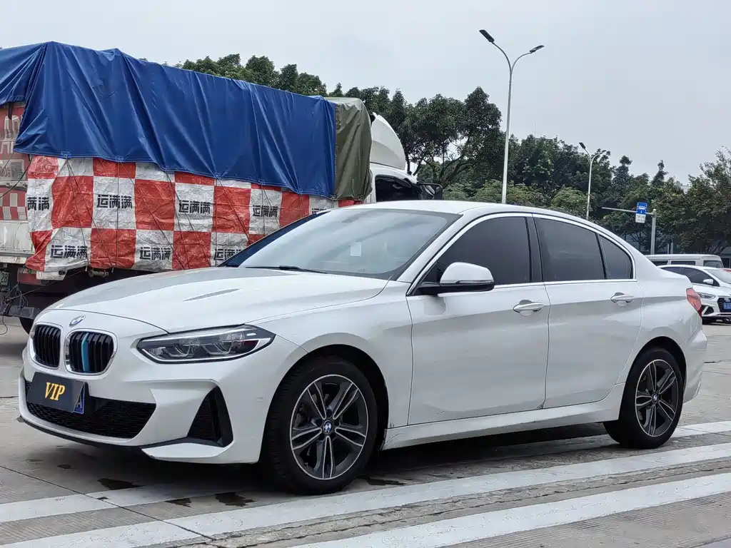 BMW 1 Series 2022