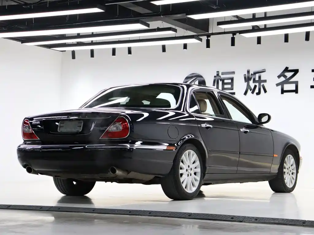 Jaguar XJ 2005 — фото 26