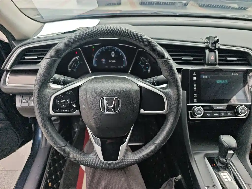 Honda Civic 2021 — фото 7