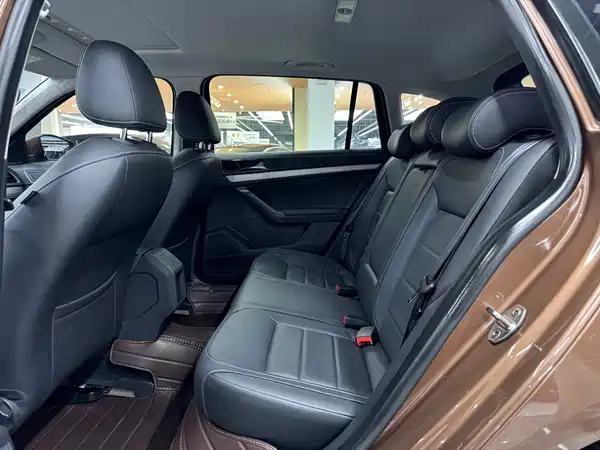 Volkswagen Gran Lavida 2015