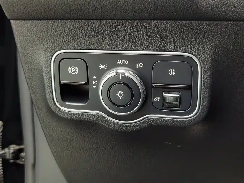 Mercedes-Benz GLB 2022 — фото 21