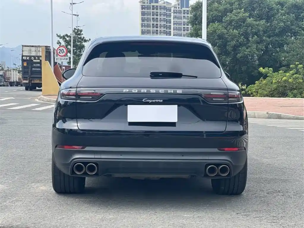 Porsche Cayenne 2018 — фото 7