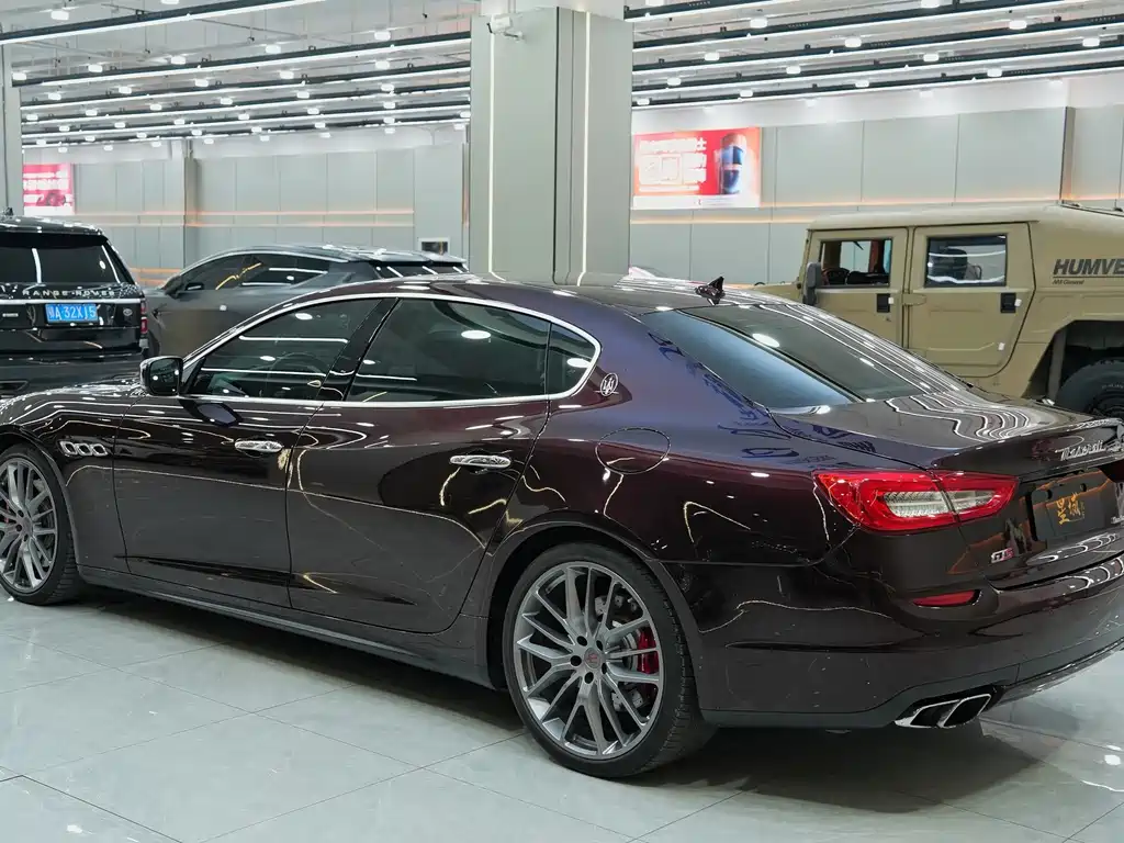 Maserati Quattroporte 2016 — фото 7