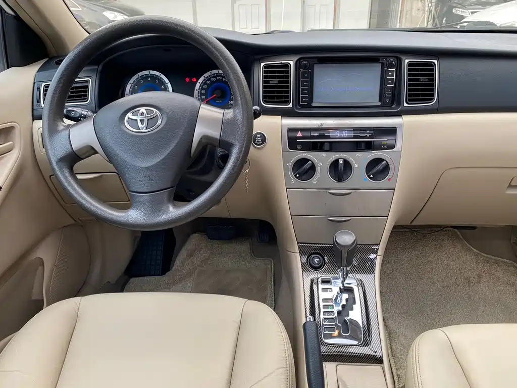 Toyota Corolla 2015 — фото 5