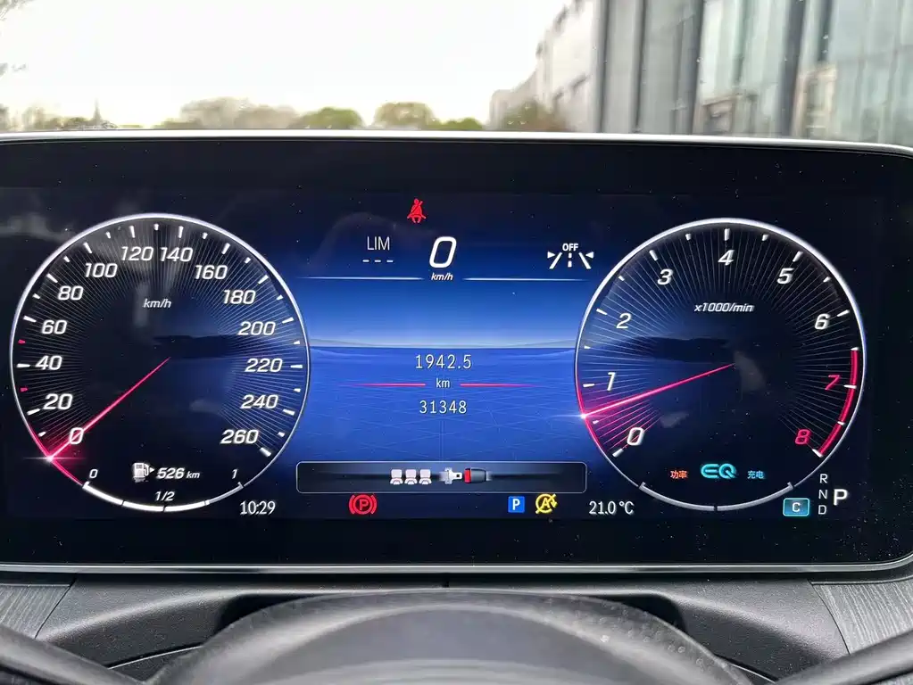 Mercedes-Benz C-Class 2022 — фото 16