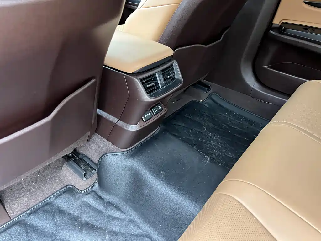 Lexus ES 2021 — фото 14