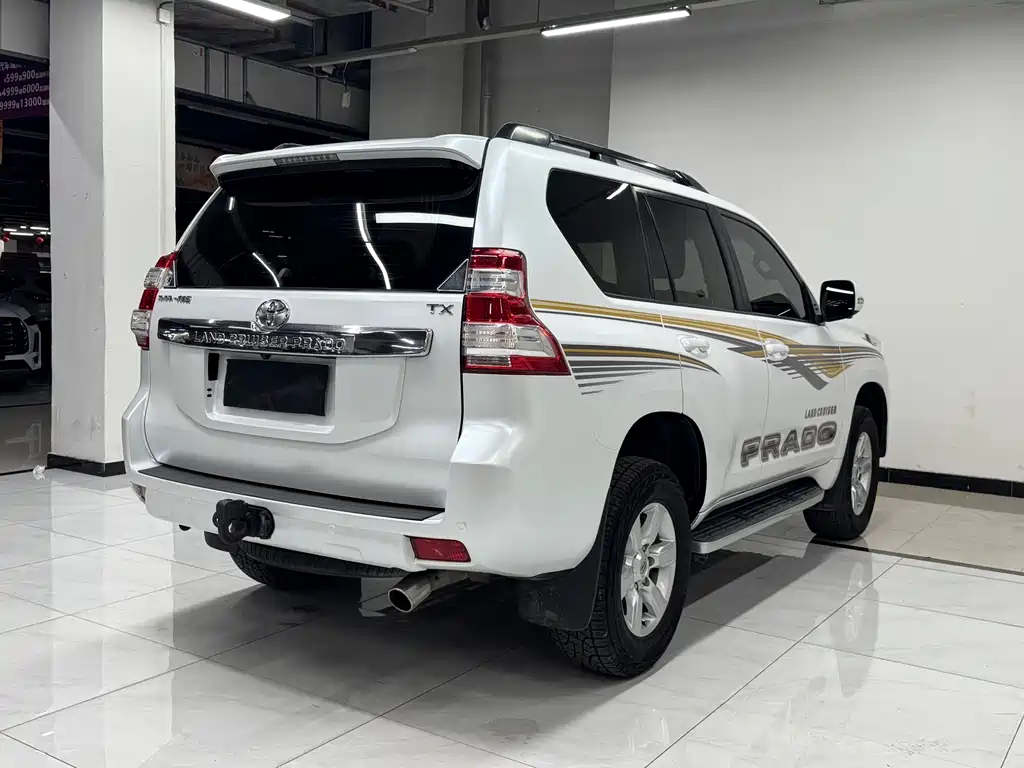Toyota Prado 2016 — фото 7
