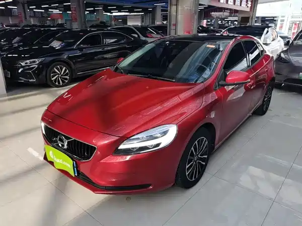 Volvo V40 2019