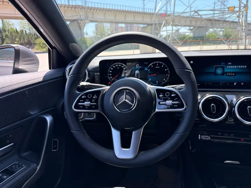 Mercedes-Benz A-Class 2020 — фото 12