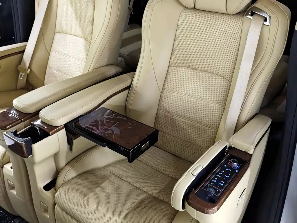 Toyota Alphard 2015 — фото 9