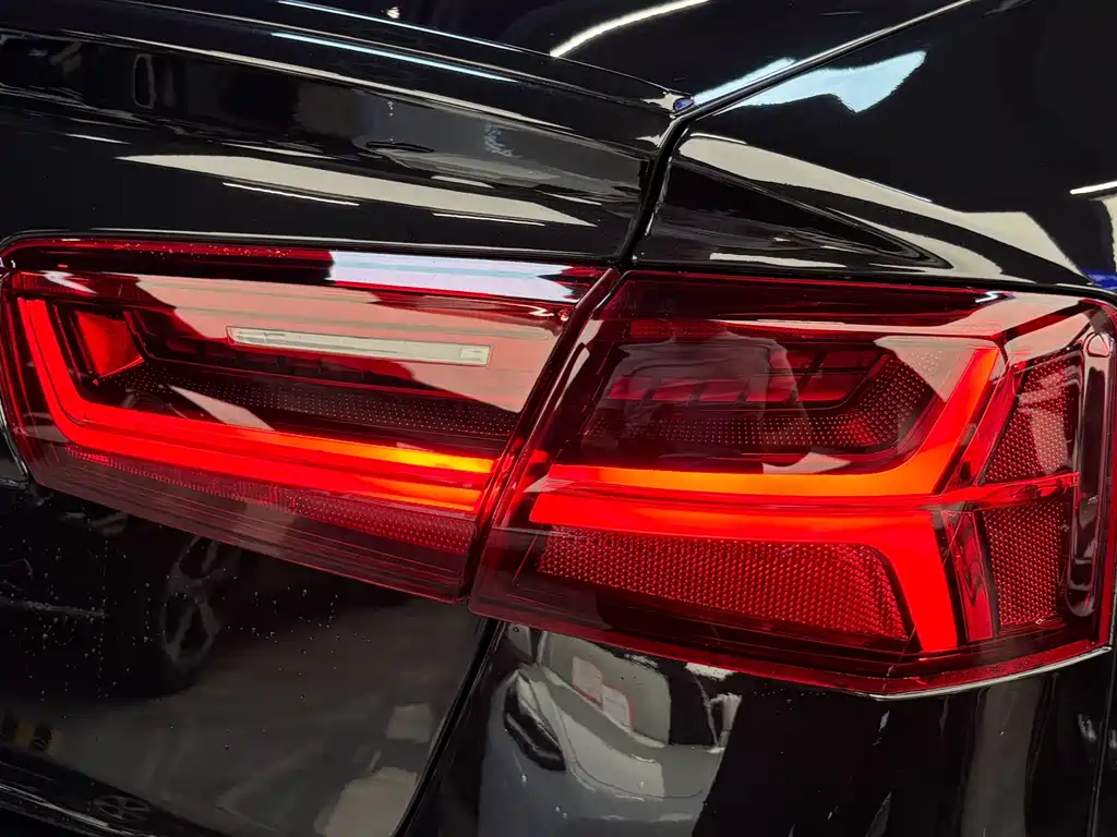 Audi S6 2014 — фото 17