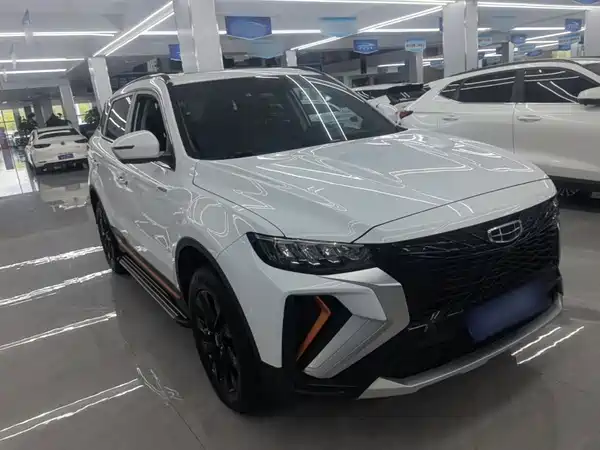 Geely Boyue 2022