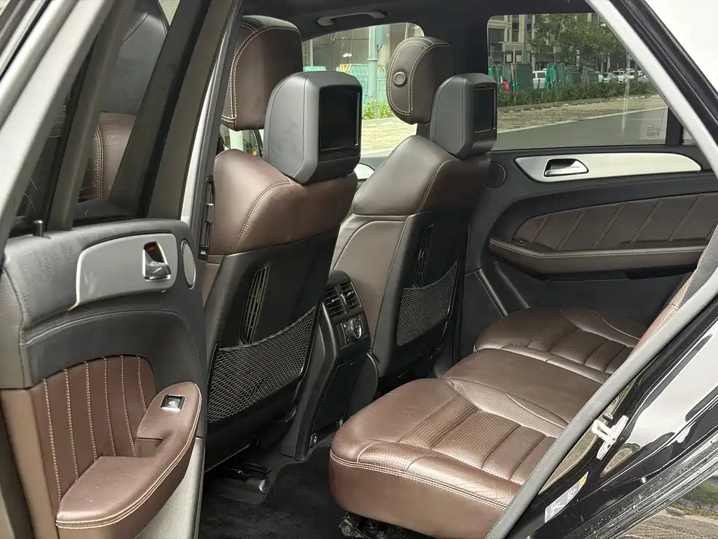 Mercedes-Benz GLE AMG 2016 — фото 15