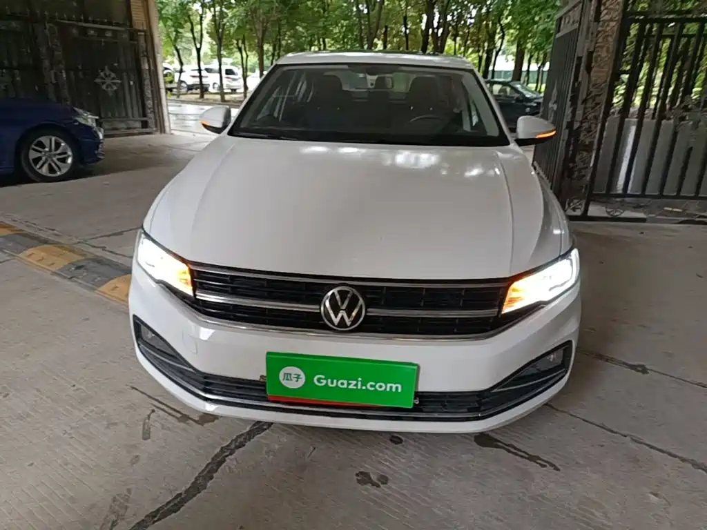 Volkswagen Bora 2021