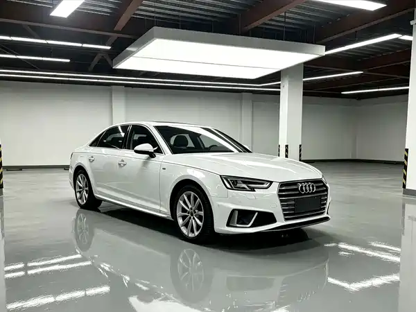 Audi A4L 2019
