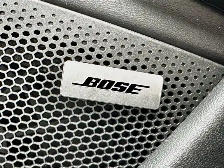 Porsche Taycan 2022 — фото 10