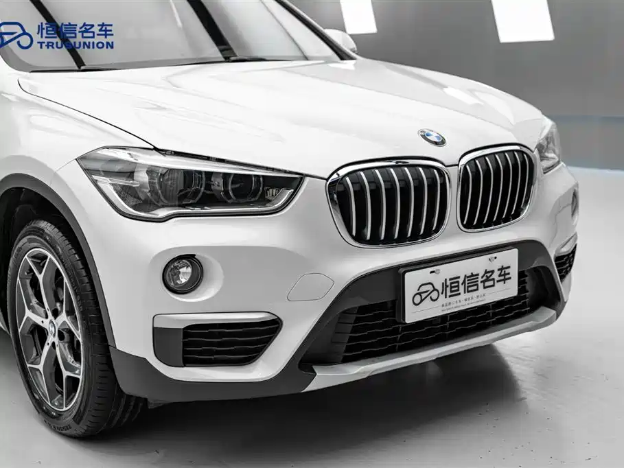 BMW X1 2019 — фото 9