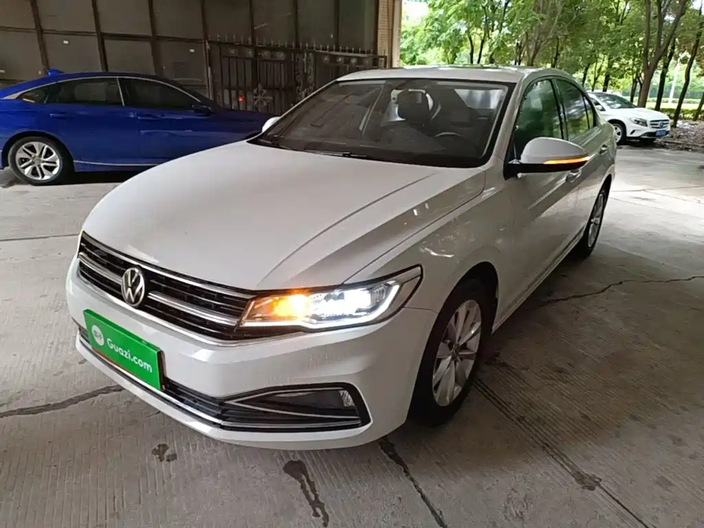 Volkswagen Bora 2021
