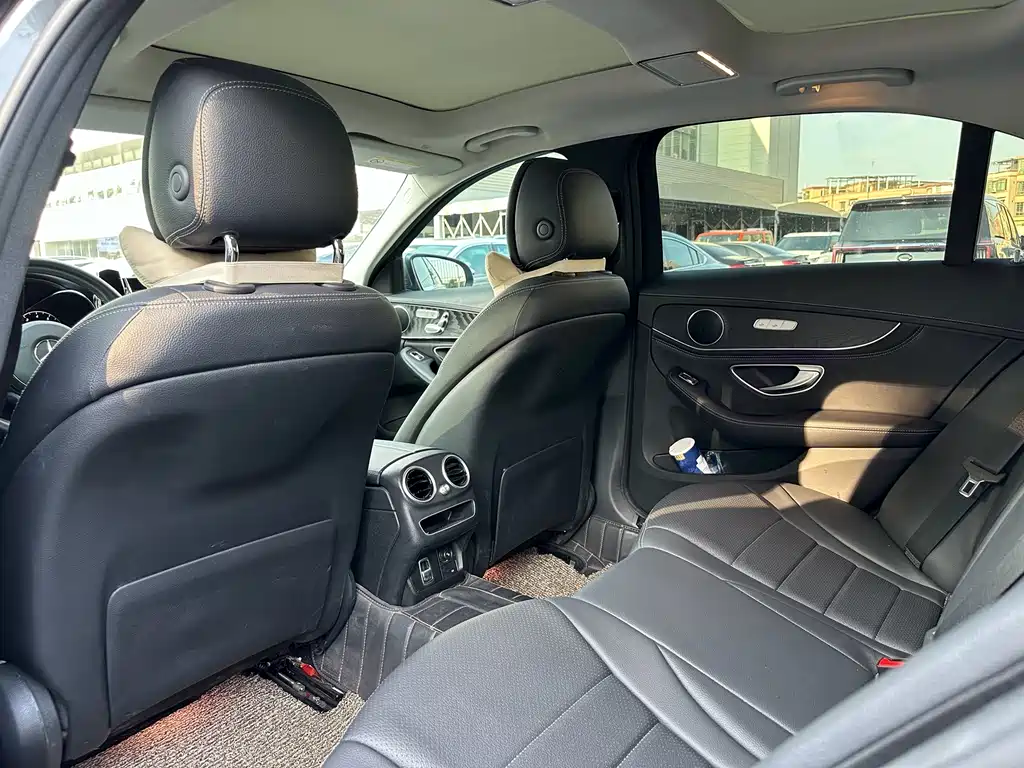 Mercedes-Benz C-Class 2020 — фото 12