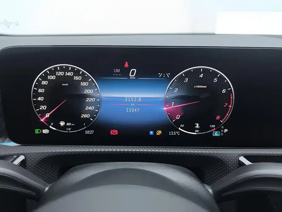 Mercedes-Benz A-Class 2023 — фото 14