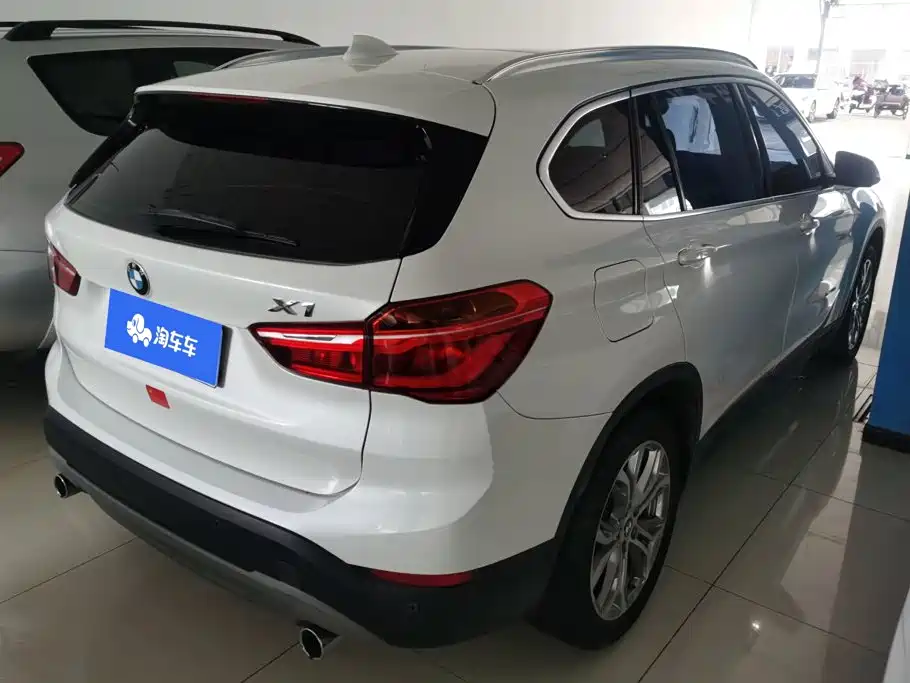 BMW X1 2018 — фото 3