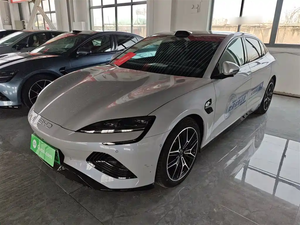 BYD Seal 2025 — фото 2