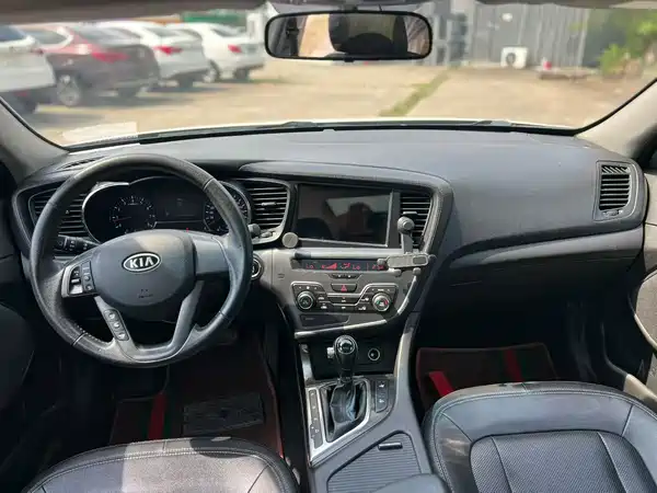 Kia K5 2012