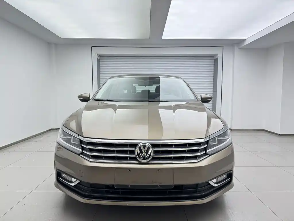 Volkswagen Passat 2017 — фото 2