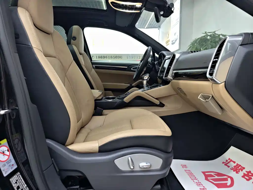 Porsche Cayenne 2015 — фото 15