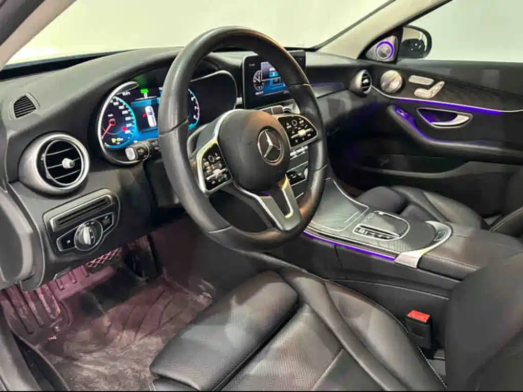 Mercedes-Benz C-Class 2020 — фото 11
