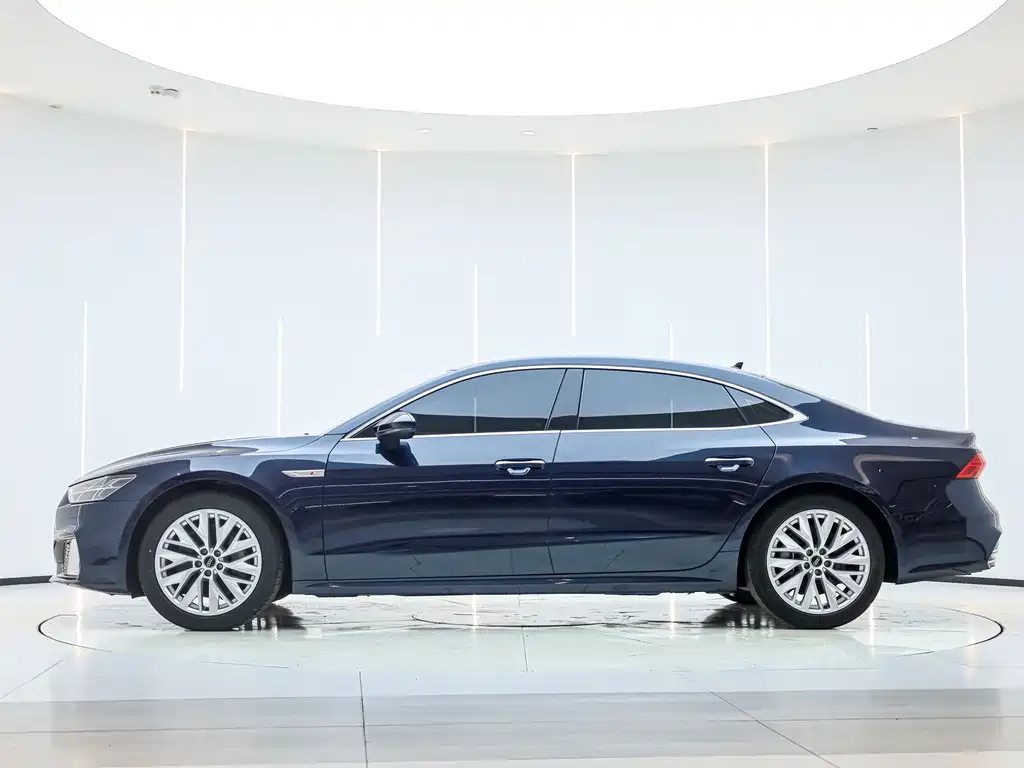 Audi A7L 2024 — фото 3