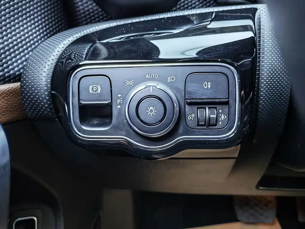 Mercedes-Benz A-Class 2019 — фото 8