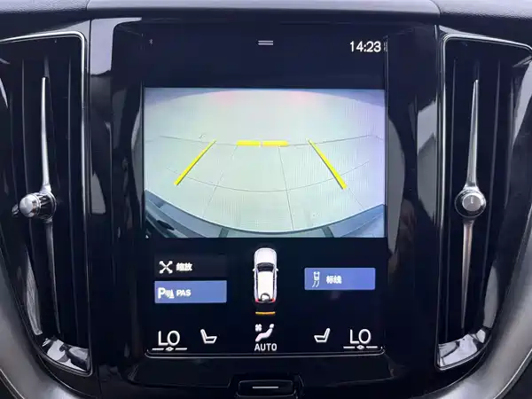 Volvo XC60 2018